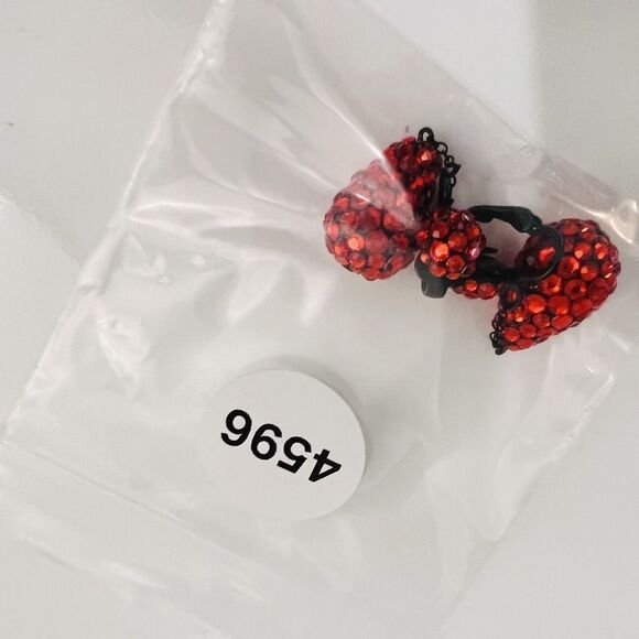 Vintage Beautiful Red Rhinestone Cluster Earrings Clip On Dangle Teardrop 4596 - Picture 6 of 6